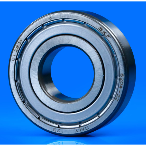 Фирменный подшипник SKF 204 zz