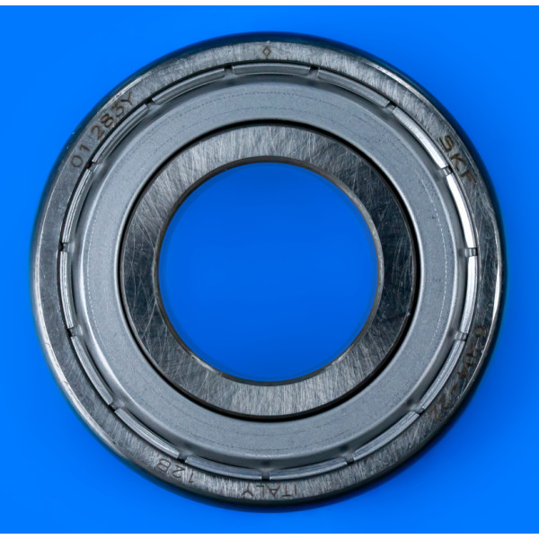 Фирменный подшипник SKF 204 zz