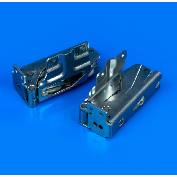 Комплект петель двери холодильника Bosch Siemens 481147 (не оригинал)