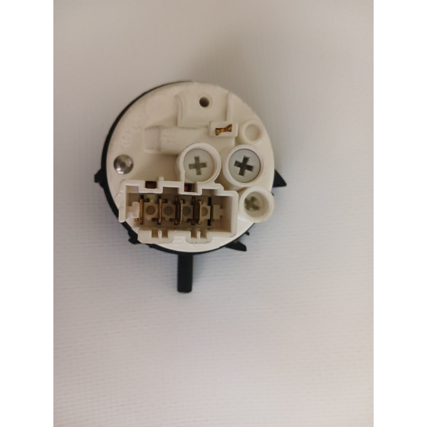 Датчик рівня води для пральної машини Indesit C00145174