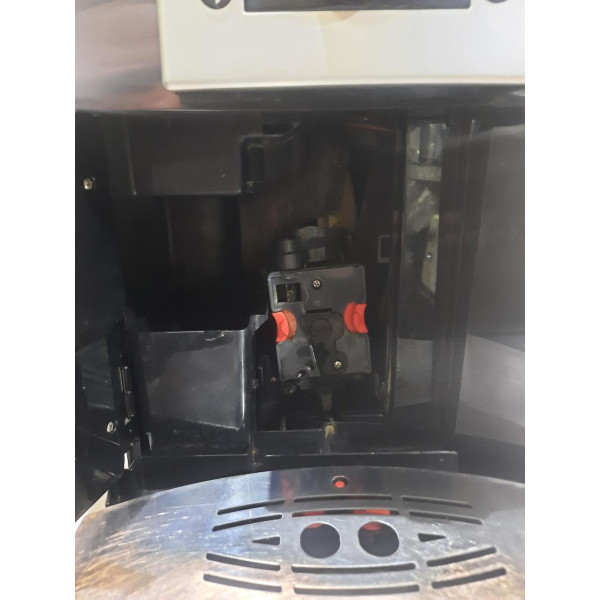 Кавова машина Delonghi ESAM 5400 Perfecta (вживані)